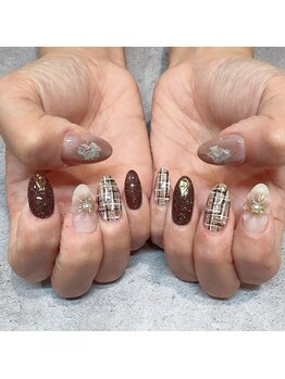 glow nail【6月下旬 NEW OPEN（予定）】の写真/繊細な筆使いで理想を形に♪再現性の高い手書きアートで、周りと差がつくあなただけの指先を叶えます。
