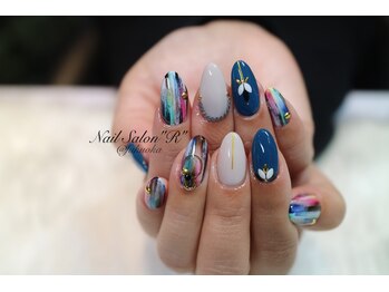 ネイルサロン R/