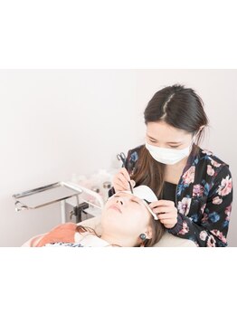 アイブロウメニューがあるサロン