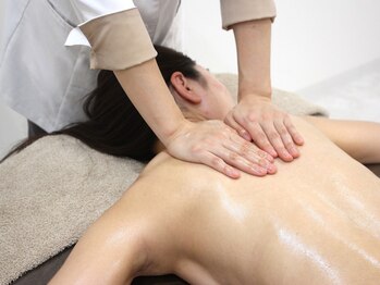 エスグレース 心斎橋(S.grace)/ヘッドスパ痩身バストケアリンパ