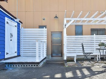 インペリアルボディ(Imperial Body)/北側入り口