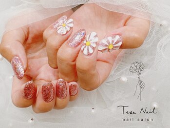 テセネイル(Tese Nail)/