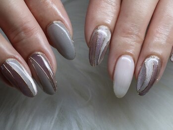 5色で作るマグネットの世界