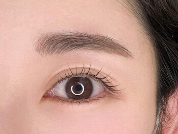 アルセア(ALTHAEA)の写真/【高技術】丁寧なカウンセリングでお顔に合うデザインへ。初めての方も大歓迎◎短時間で素敵に仕上げます！