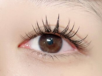 アイハビー 自由が丘(eyeHbe)の写真/SNSで話題の映える目元になれる♪パリジェンヌ×ダブルフラットでお目元の魅力を最大限に引き出します★