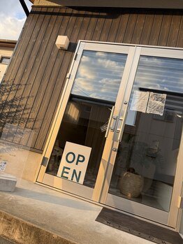 ほぐしスポット ミヤオカ(ほぐしspot miyaoka)/営業中はOPEN看板出ております