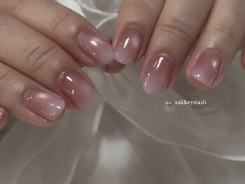 エア(ea)/うるうる桜グラデーションネイル