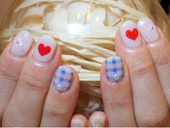 ネイルズ ララ(nails Lala)/ギンガムチェック。