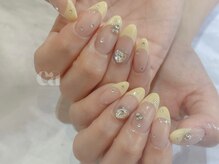 エア(ea)/ビジューフレンチネイル