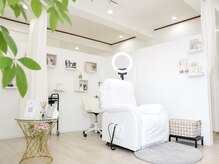 アール(R)の雰囲気(白を基調とした、ゆったりくつろげるプライベート空間♪)