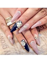 ビービーネイル(BB)/ロングスカにゴージャスストーン