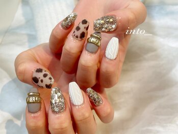 ネイルサロン イントゥ(into_)/アート　アニマル柄　ニット