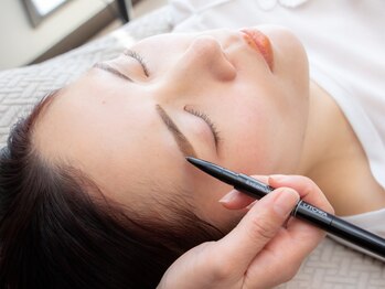 モア(more)の写真/一気に垢抜けができちゃう大人気【アイブロウスタイリング】人気の眉毛デザインで印象大幅チェンジ♪