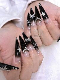 長さだし×ブラック☆Y2Kネイル