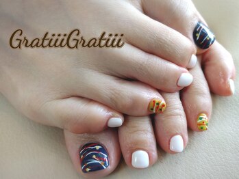 シュシュグラティ(chou chou Gratiii)/ヨーヨーネイル