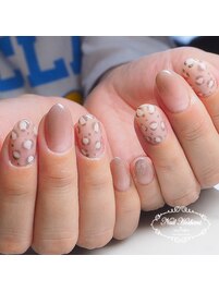 アニマル柄ネイル