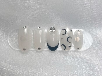 ネイルバイピヌ(nail by pinu)/定額デザインアートコース