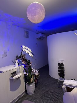 月のこころ 青森新町店/【お部屋へご案内】