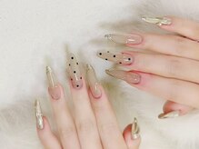 ダークハニー 池袋店(Dark Honey)/大人シックなドットネイル