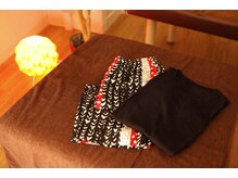 あし肩本舗 池袋東口店/お着替えは上下各¥110【池袋】