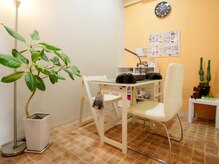 施術スペースは全て半個室。周りを気にしなくて安心♪