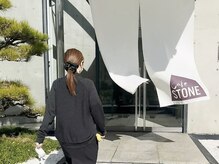 キワミビューティ(KIWAMI BEAUTY)/のれんをくぐりビルの中へ