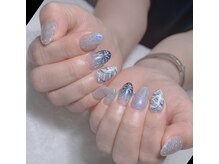 ジョリ チュン(JOLIE TRUONG)/