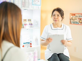 サロン ウルハ(Salon Uruha)の写真/≪韓国マイクロニードルピーリング≫お肌のたるみやシミしわも徹底ケア☆本気の肌質改善はお任せください♪