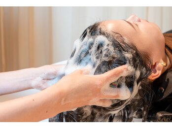 ビトワ 吉祥寺店(BITOWA)/疲れの溜まった頭皮をもみほぐし