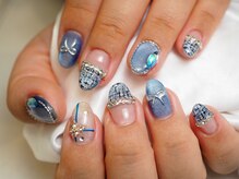 ツィードネイル