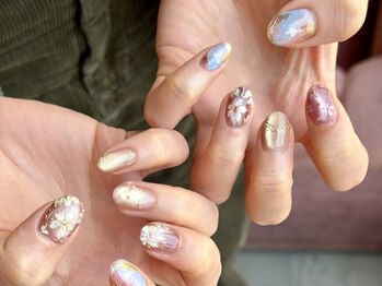 サラサネイルズ 代官山 恵比寿(sarasanails)の写真/【代官山駅徒歩1分】NYで経験を積んだ実力派ネイリストが、トレンドもシンプルも理想以上に仕上げる。