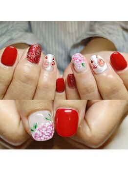 マニエネイル(mani e nail)/空間に溶け込むネイルは美しく
