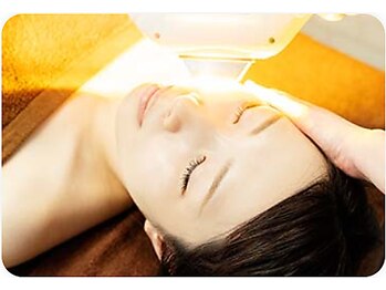 スターポルト(Star-Porte)の写真/夏映えする透明感肌へ！フェイスラインすっきりで理想の小顔体験♪