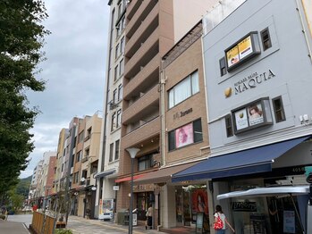 アーユルヴェーダ アンド ビューティ キラナ(Kirana)/