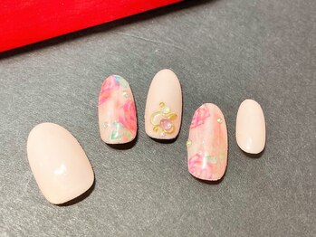 クイーンビー(QUEEN BEE)/春ネイル