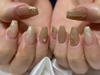 タル(Tal)の写真/弱い爪/形の悩みもプロにお任せ◎美爪へと導くネイルサロン◇自爪を育てる丁寧ケアでオシャレも諦めない！