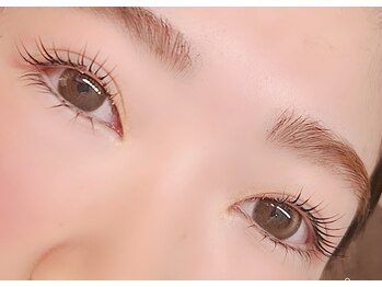 リズ(LiZ)/まつ毛パーマ