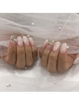 アンダーバーホワイト 大阪上本町店(_WHITE)/宝石ネイル♪
