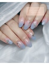 ちゅるんグラデーションネイル
