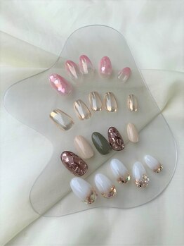 カイノ 深井ネイルアンドアイラッシュエステサロン(KAINO)の写真/《最旬デザイン多数ご用意☆》周りと差がつくデザインで、自信の持てる指先に♪自爪にお悩みのある方も◎