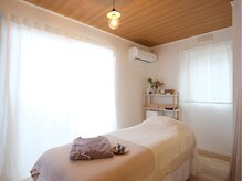 ココトネ(cocotone)の雰囲気(温かくやわらかい雰囲気のちいさなサロンです)