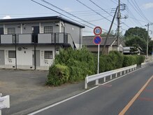 ムク(MUKU.)の雰囲気（韮川駅から向かうと右に韮川小・横断歩道過ぎて左のアパートです）