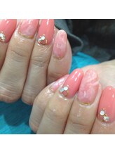 ナナズネイル 西小倉店(NANA's Nail)/手がきれいに見えるカラー