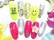 パーフェクトネイル 桜ヶ丘店(Perfect Nail)の雰囲気(にこちゃんネイル¥7590 フラワーネイル¥8778)
