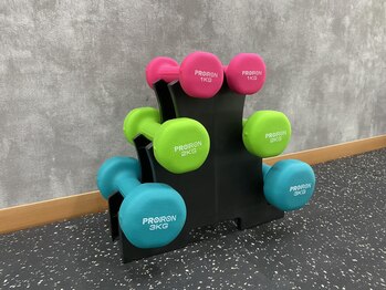 ボディメンテナンス 各務原/トレーニング備品１