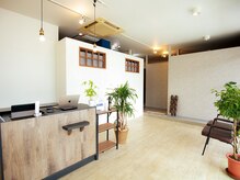 仙豆のちから 岐阜北方店/広いエントランスでお出迎え♪