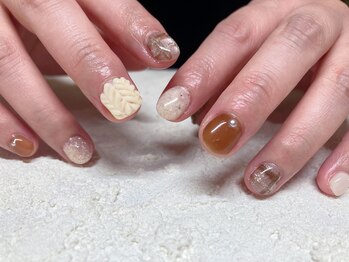 コーシェリ(koselig)/ニットネイル