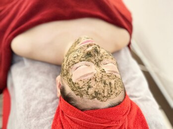 ミヌ 心斎橋(Minou)/REVIハーブピーリング