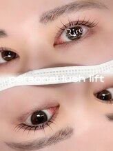 リル(Rire)/パーソナルラッシュリフト