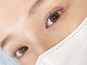【完全個室サロン】Eleanor eyelash 郡山【11/1オープン（予定）】の写真/自まつ毛を最大限に生かすパリジェンヌでぱっちりeye☆パリジェンヌ×エクステでさらにボリューム感up！